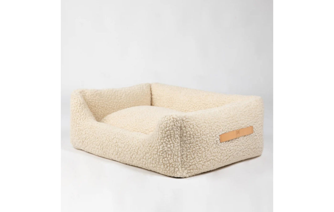 2.8 Henri - Boucle Wool Bed. Cream